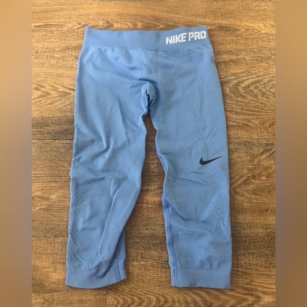 Nike Dri-Fit Running Crop Tights - Sky Blue Size Small